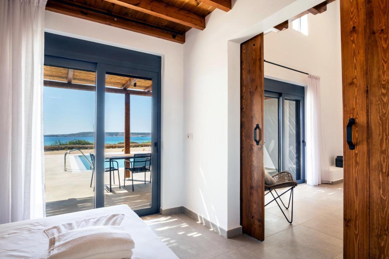 Cato Agro 4, Seafront Villa With Private Pool Afiartis Eksteriør bilde