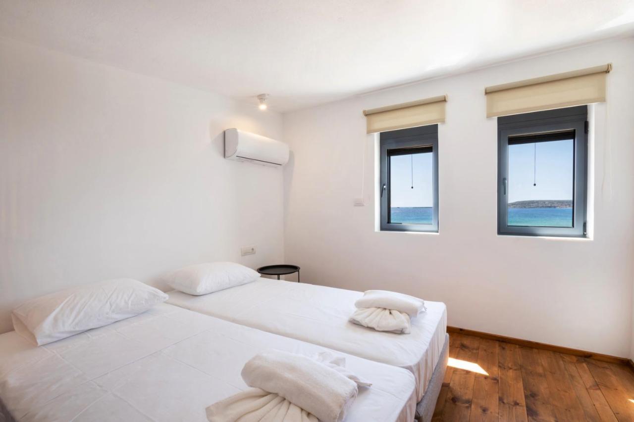 Cato Agro 4, Seafront Villa With Private Pool Afiartis Eksteriør bilde