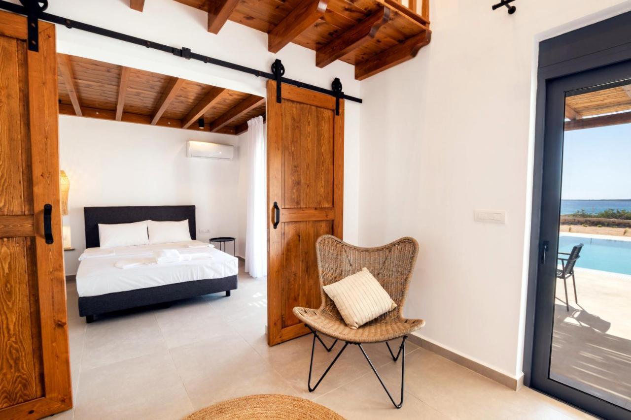 Cato Agro 4, Seafront Villa With Private Pool Afiartis Eksteriør bilde