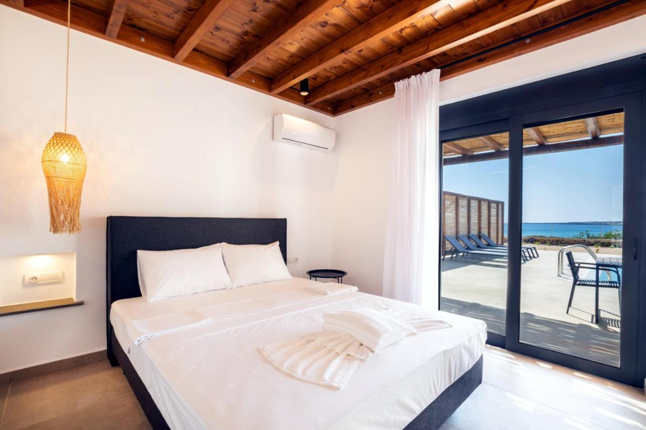 Cato Agro 4, Seafront Villa With Private Pool Afiartis Eksteriør bilde
